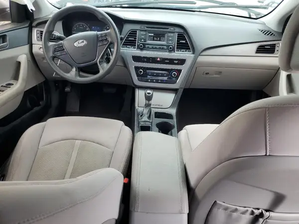5NPE24AF0HH590094 2017 HYUNDAI SONATA - Image 8
