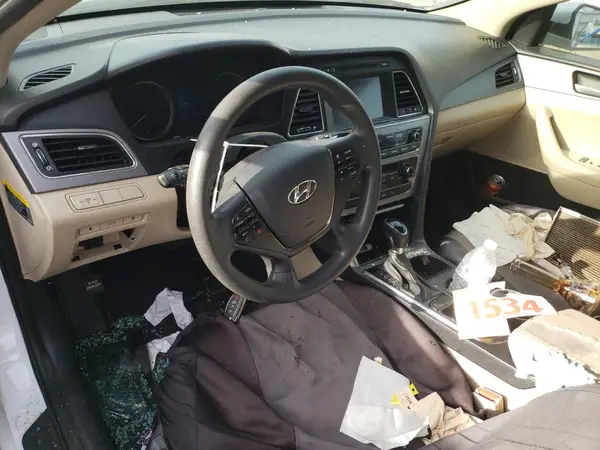 5NPE24AF0HH591701 2017 HYUNDAI SONATA - Image 8