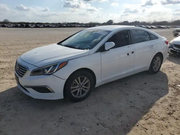5NPE24AF0HH594534 2017 HYUNDAI SONATA - Image 1