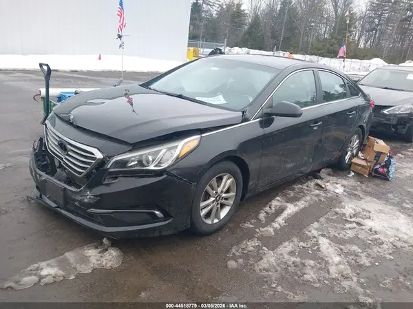5NPE24AF0HH595229 2017 HYUNDAI SONATA - Image 2