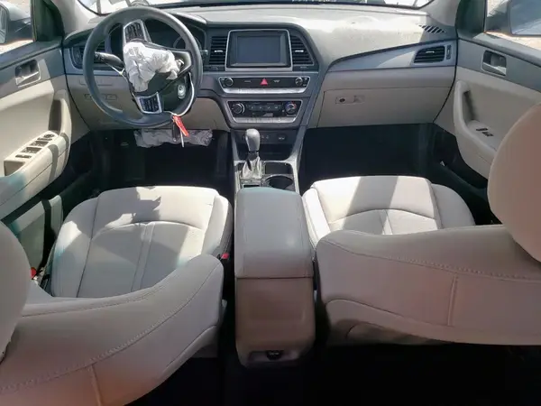 5NPE24AF0JH599108 2018 HYUNDAI SONATA - Image 8