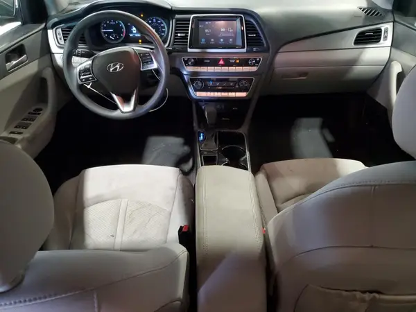 5NPE24AF0JH606557 2018 HYUNDAI SONATA - Image 8
