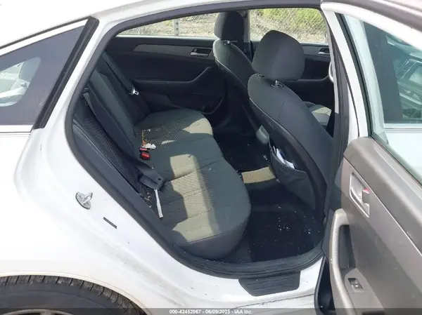 5NPE24AF0JH607112 2018 HYUNDAI SONATA - Image 8