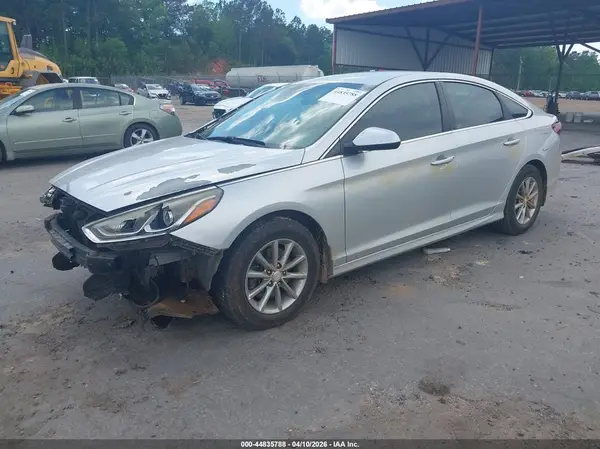 5NPE24AF0JH614447 2018 HYUNDAI SONATA - Image 2