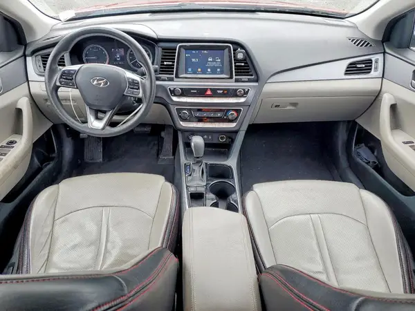5NPE24AF0JH615484 2018 HYUNDAI SONATA - Image 8