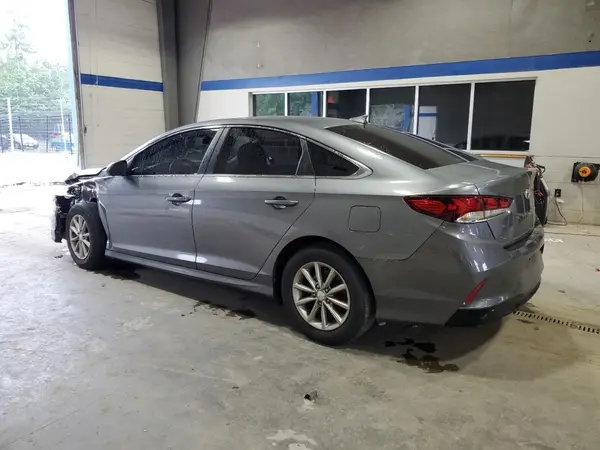 5NPE24AF0JH615968 2018 HYUNDAI SONATA - Image 2