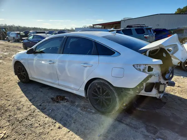 5NPE24AF0JH620068 2018 HYUNDAI SONATA - Image 2