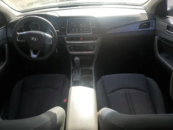 5NPE24AF0JH620975 2018 HYUNDAI SONATA - Image 8