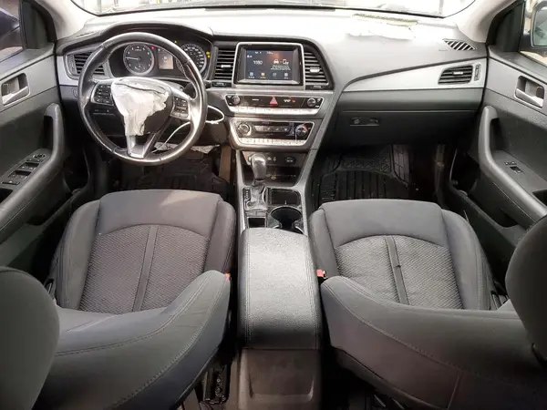 5NPE24AF0JH627683 2018 HYUNDAI SONATA - Image 8