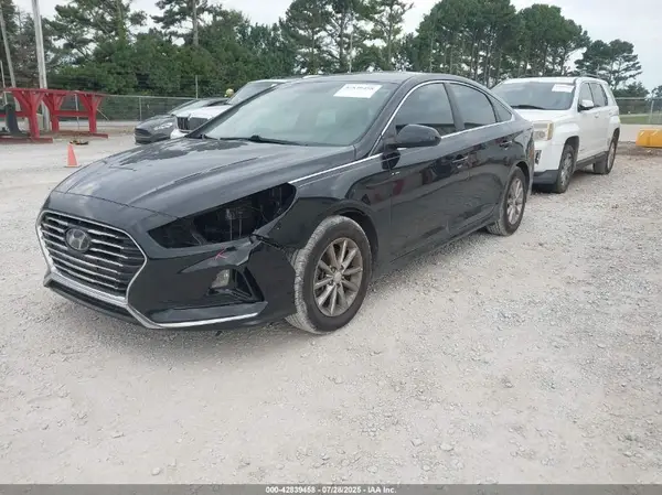 5NPE24AF0JH630132 2018 HYUNDAI SONATA - Image 2