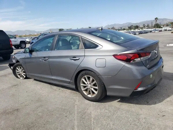 5NPE24AF0JH640062 2018 HYUNDAI SONATA - Image 2