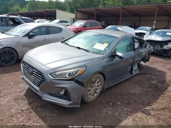5NPE24AF0JH641955 2018 HYUNDAI SONATA - Image 2