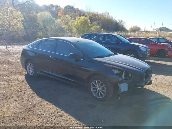 5NPE24AF0JH642832 2018 HYUNDAI SONATA - Image 1