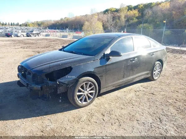 5NPE24AF0JH642832 2018 HYUNDAI SONATA - Image 2