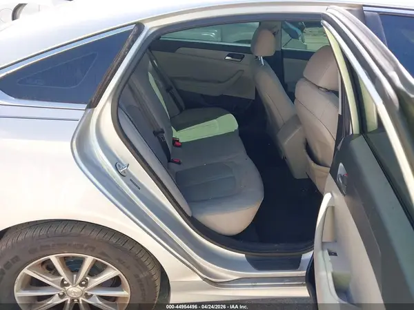 5NPE24AF0JH643818 2018 HYUNDAI SONATA - Image 8