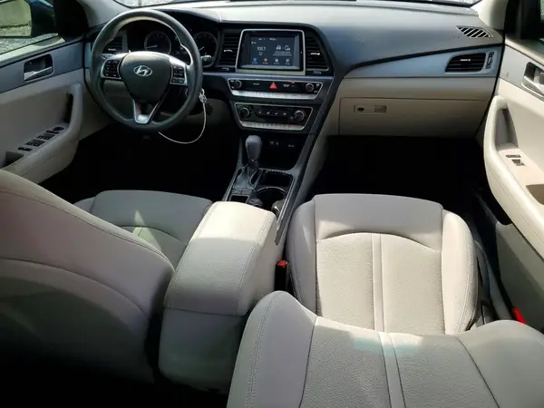 5NPE24AF0JH648050 2018 HYUNDAI SONATA - Image 8