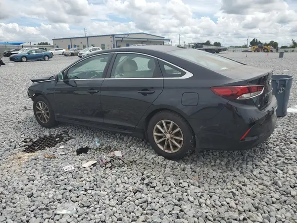5NPE24AF0JH649845 2018 HYUNDAI SONATA - Image 2