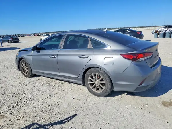 5NPE24AF0JH659078 2018 HYUNDAI SONATA - Image 2