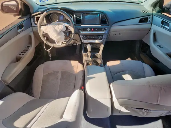 5NPE24AF0JH669223 2018 HYUNDAI SONATA - Image 8