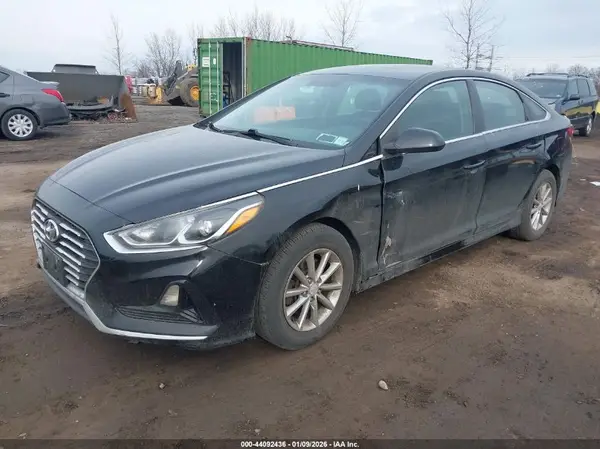 5NPE24AF0JH673465 2018 HYUNDAI SONATA - Image 2