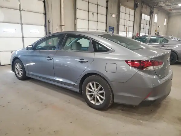 5NPE24AF0JH674664 2018 HYUNDAI SONATA - Image 2