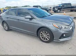 5NPE24AF0JH675992 2018 HYUNDAI SONATA