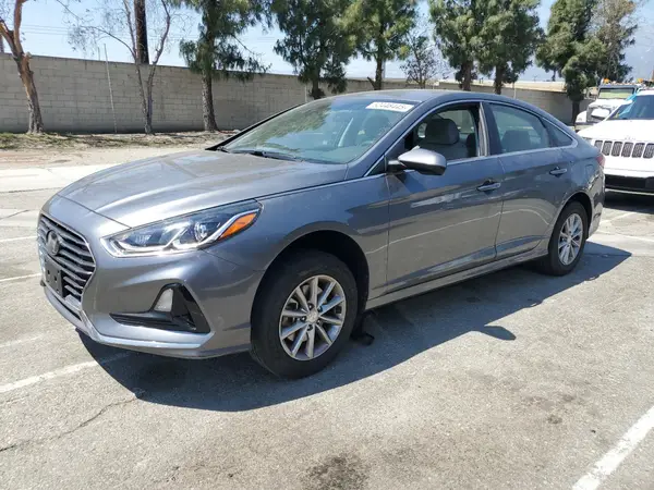 5NPE24AF0JH677029 2018 HYUNDAI SONATA - Image 1