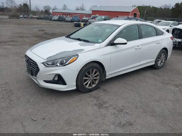 5NPE24AF0JH679119 2018 HYUNDAI SONATA - Image 2