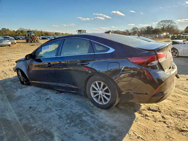 5NPE24AF0JH680366 2018 HYUNDAI SONATA - Image 2
