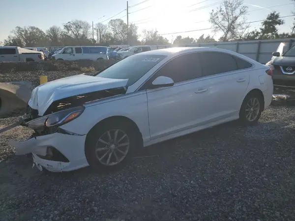 5NPE24AF0JH681775 2018 HYUNDAI SONATA - Image 1