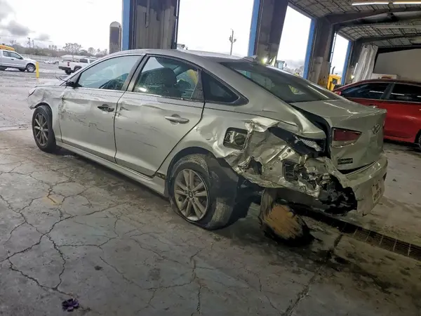 5NPE24AF0JH685311 2018 HYUNDAI SONATA - Image 2