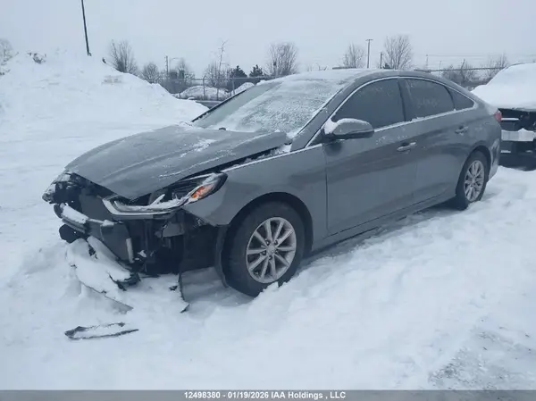 5NPE24AF0JH686281 2018 HYUNDAI SONATA - Image 2