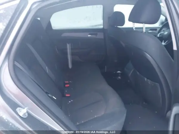 5NPE24AF0JH686281 2018 HYUNDAI SONATA - Image 8