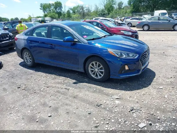 5NPE24AF0JH689231 2018 HYUNDAI SONATA - Image 1