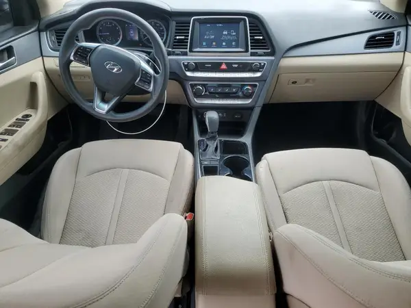 5NPE24AF0JH689925 2018 HYUNDAI SONATA - Image 8