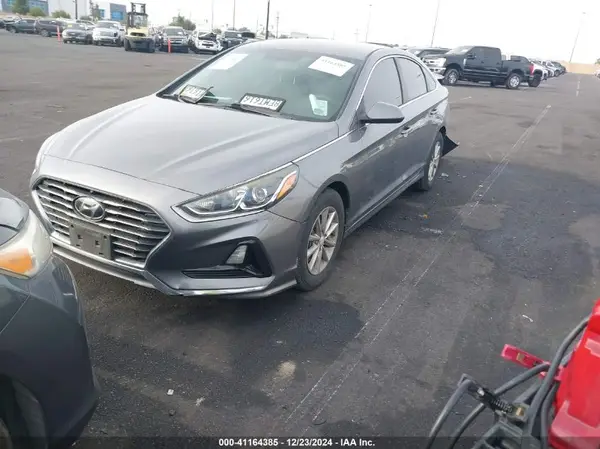 5NPE24AF0JH692503 2018 HYUNDAI SONATA - Image 2