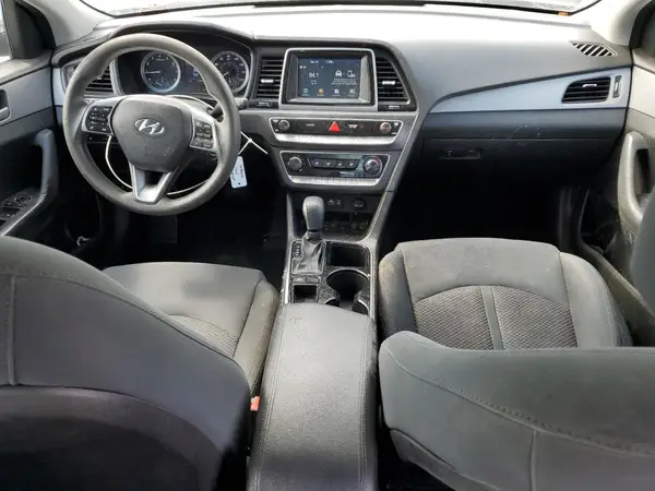 5NPE24AF0JH693893 2018 HYUNDAI SONATA - Image 8