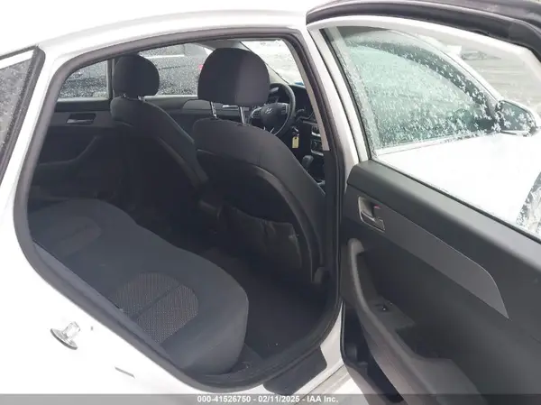 5NPE24AF0JH696664 2018 HYUNDAI SONATA - Image 8