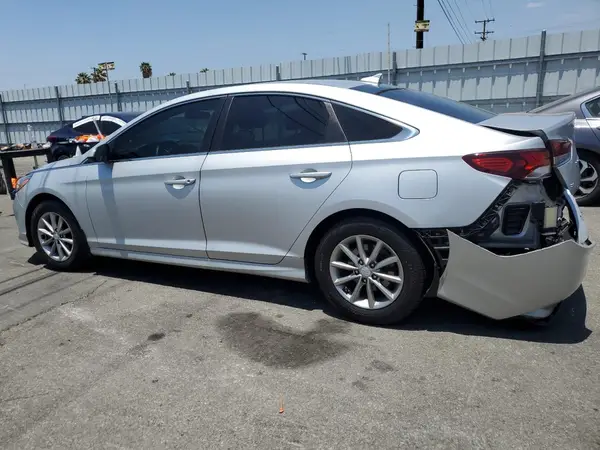 5NPE24AF0JH698916 2018 HYUNDAI SONATA - Image 2