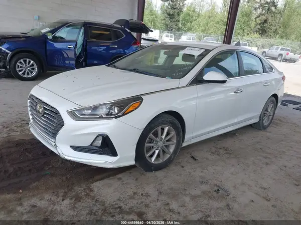 5NPE24AF0JH699919 2018 HYUNDAI SONATA - Image 2