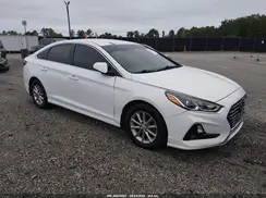 5NPE24AF0JH700275 2018 HYUNDAI SONATA