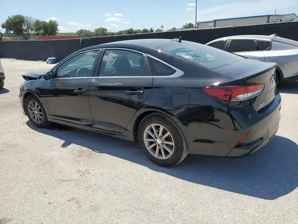 5NPE24AF0JH702723 2018 HYUNDAI SONATA - Image 2