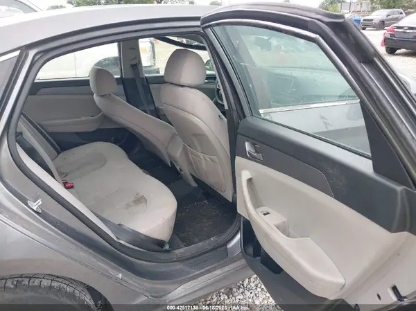 5NPE24AF0JH703127 2018 HYUNDAI SONATA - Image 8