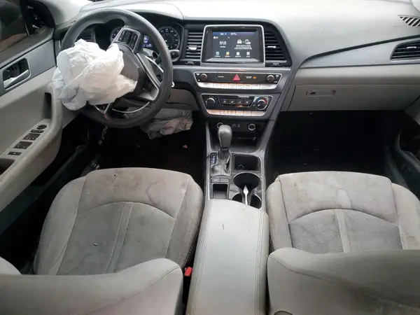 5NPE24AF0JH704780 2018 HYUNDAI SONATA - Image 8