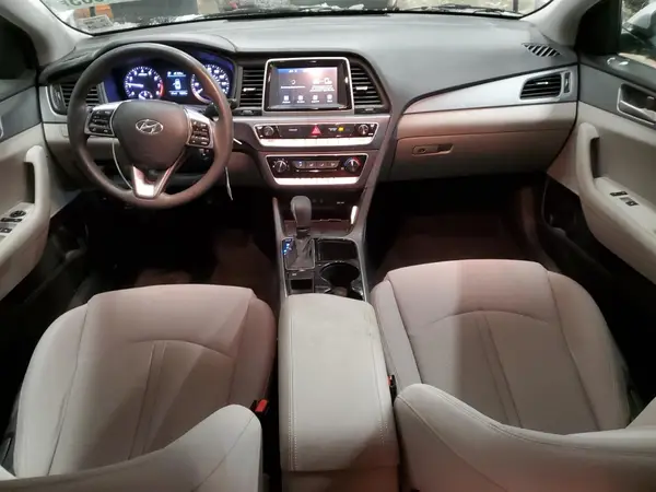 5NPE24AF0JH706433 2018 HYUNDAI SONATA - Image 8