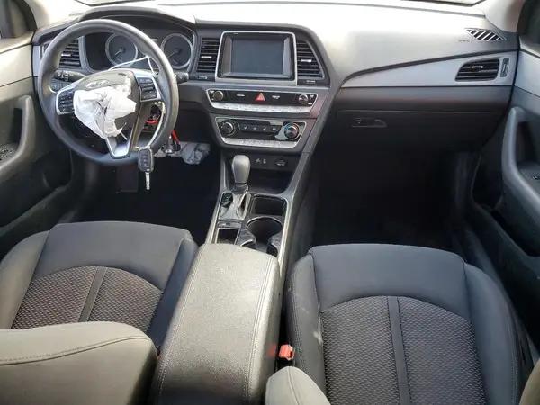 5NPE24AF0JH707775 2018 HYUNDAI SONATA - Image 8