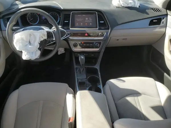 5NPE24AF0JH707906 2018 HYUNDAI SONATA - Image 8