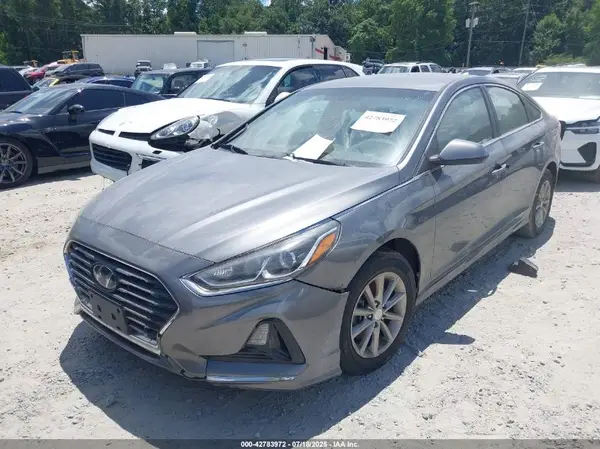 5NPE24AF0JH714449 2018 HYUNDAI SONATA - Image 2