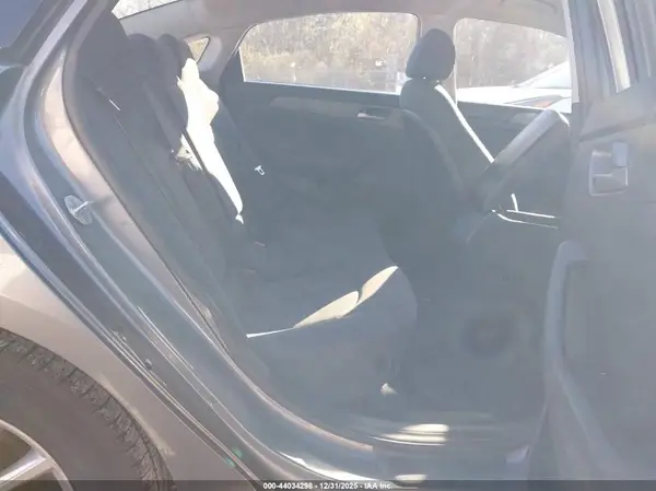 5NPE24AF0JH715018 2018 HYUNDAI SONATA - Image 8