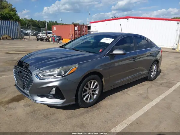 5NPE24AF0JH715391 2018 HYUNDAI SONATA - Image 2